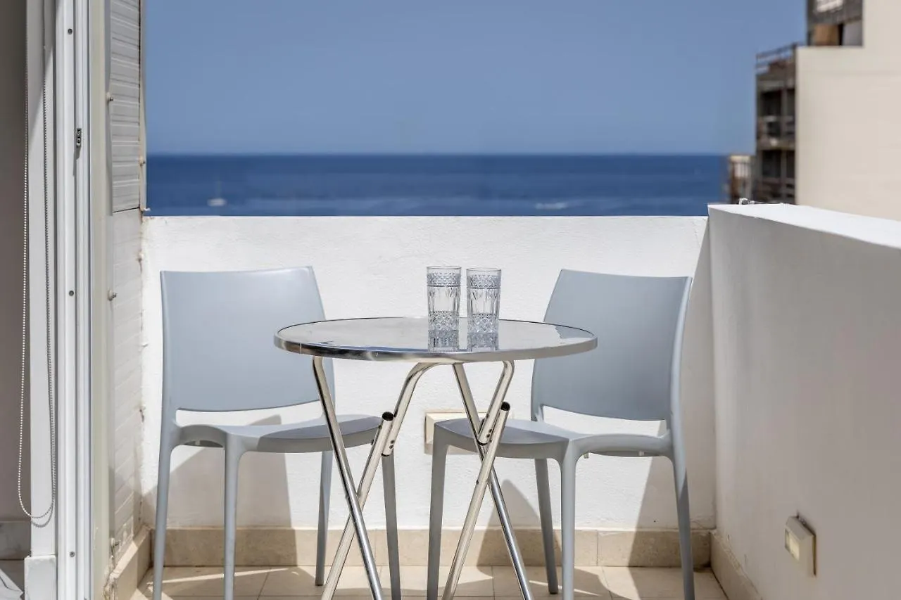 Studio Penthouse 51 With Side Sea Views At The Olo Living Guesthouse Saint Julian's Apartment